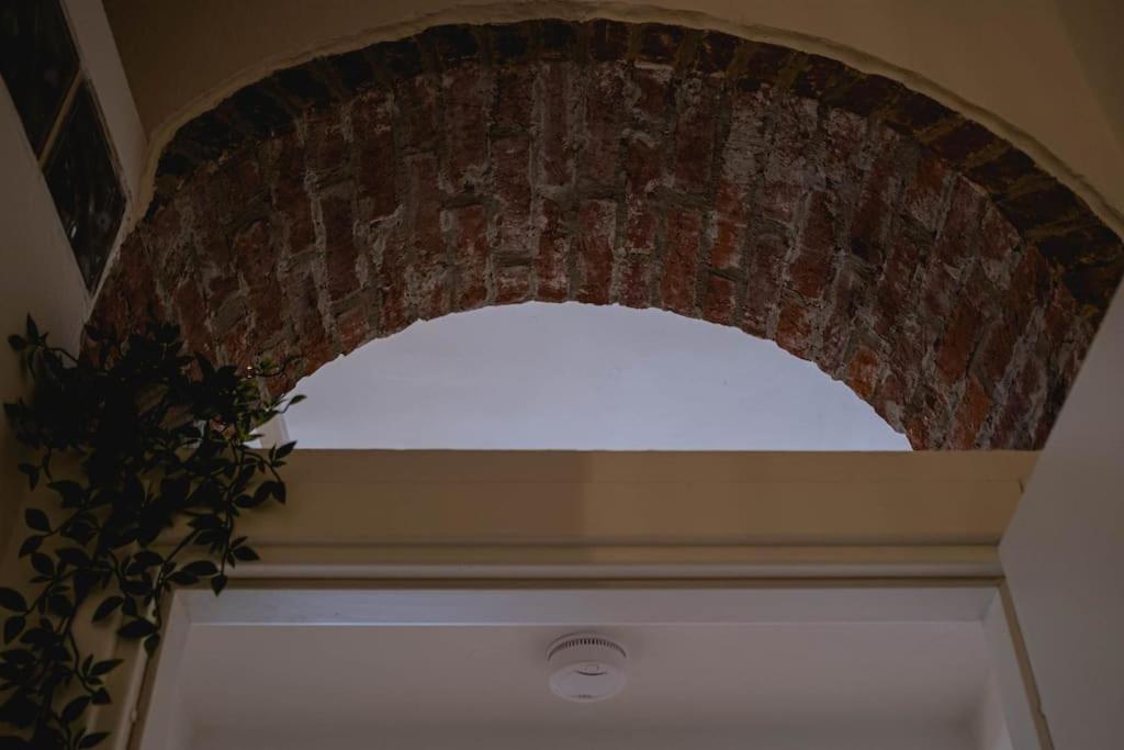 Casa Navi - Typical House By Navigli Milão Exterior foto